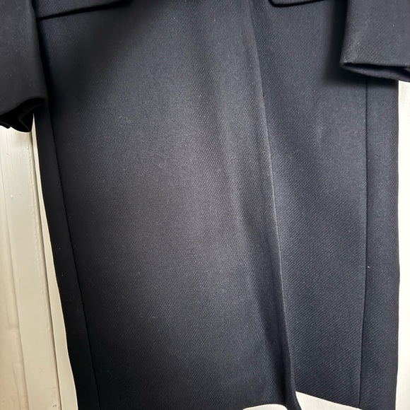 Zara Elegant Black Double-Breasted Women's Coat - Picture 8 of 10